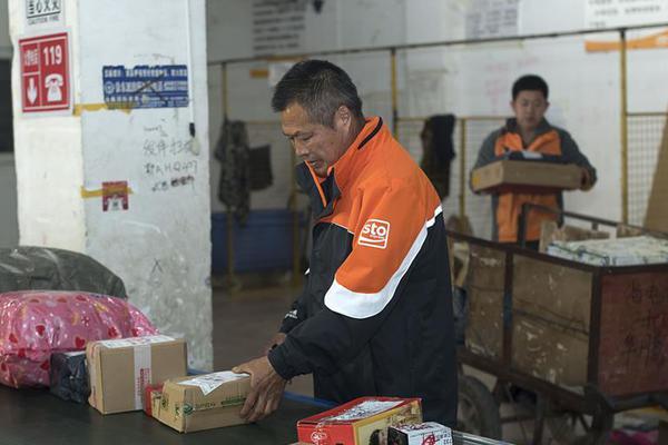 在南極冰泳是種什么體驗(yàn)？