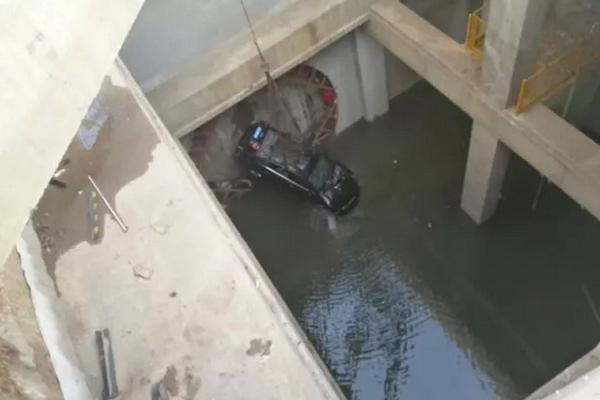 全國人大代表 王學軍：加大對“寧電入湘”工程屬地建設