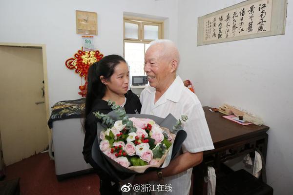 王先生最終從樂購拿到了10倍款4320元