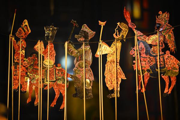濟(jì)南:&ldquo;雙警&rdquo;進(jìn)校園 安全記心間 現(xiàn)場(chǎng)演示防暴力安全技能等