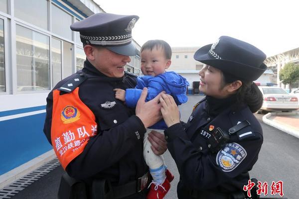 【關(guān)注】2015中國民企500強(qiáng)榜單 德力西電氣、華為等上榜（全）