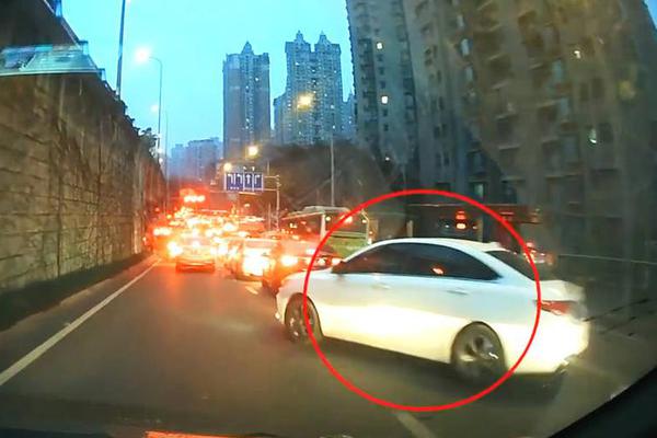 山東公布省內(nèi)2021年2月份電力中長期交易合同偏差電量預(yù)掛牌交易結(jié)果