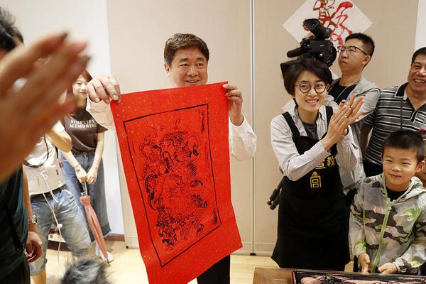 政協委員賴明:大數據發展需注重隱私和信息安全