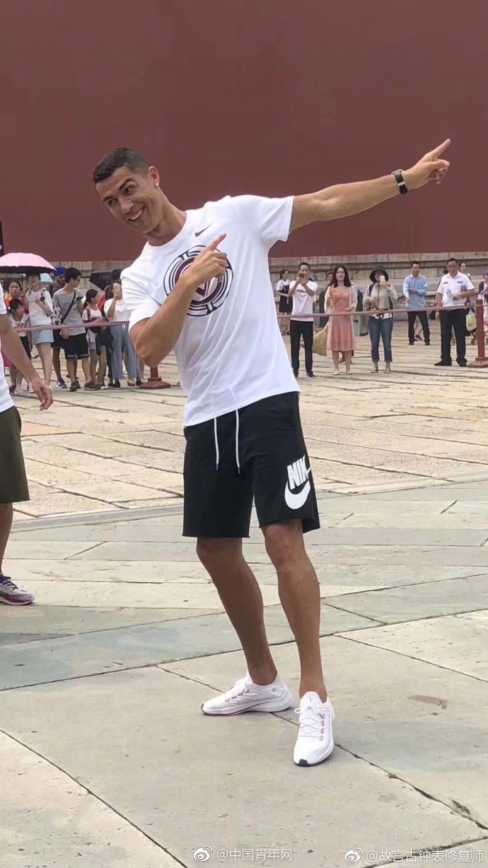 愛(ài)登堡 男士 真皮涼拖鞋 頭層牛皮 39.9元包郵