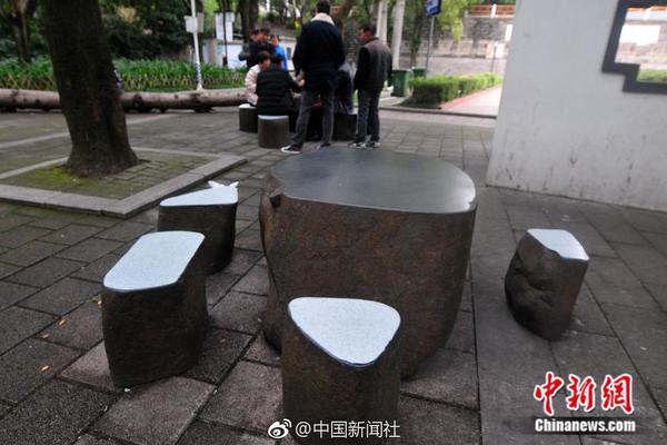 我國天舟五號飛船發射并將開展燃料電池太空實驗