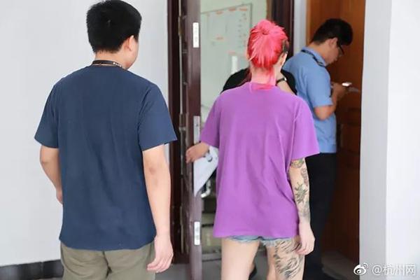 小張刷爆熱搜,《1818黃金眼》為何頻頻出圈?