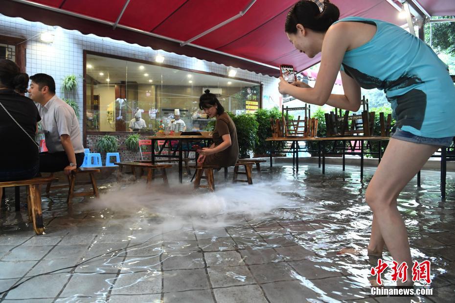 王曉峰離開摩拜的下午