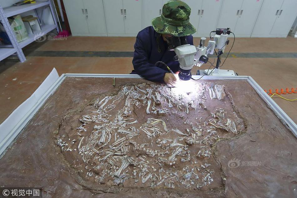 半佛：攢錢是改變命運的策略