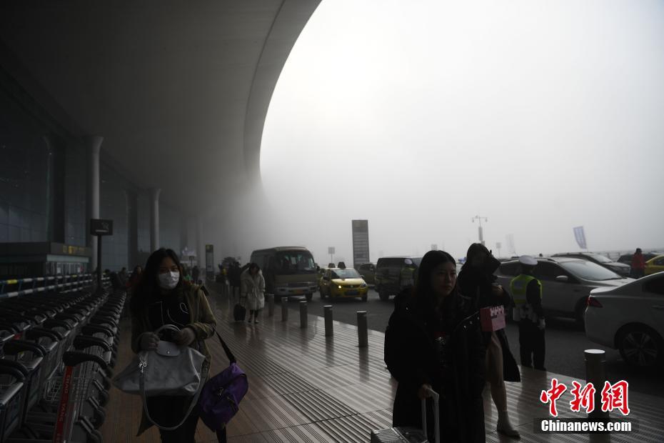 UPS電源市場(chǎng)趨勢(shì)與挑戰(zhàn)