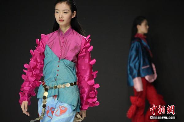 頂級大學真的非常非常非常燒錢，對比中美大學的財政支持力度